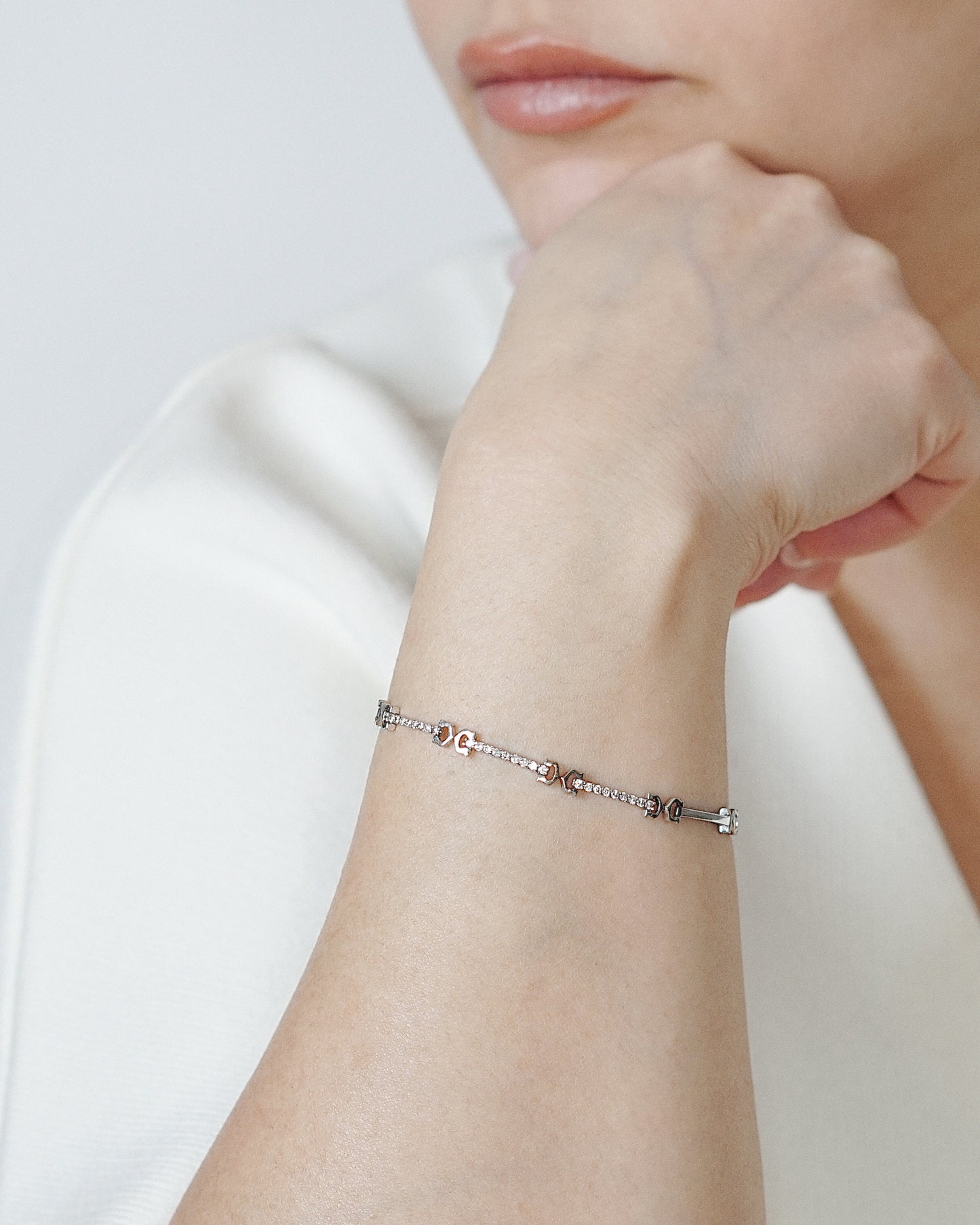 Tap the Link Bracelet