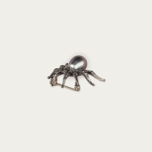 ARACHNE BROOCH