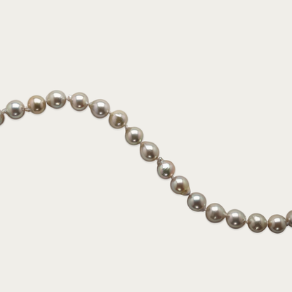 STILL NECKLACE