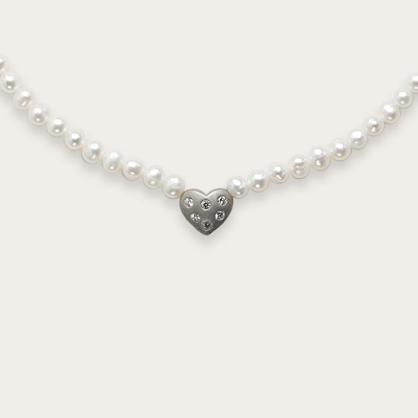 Amora Necklace